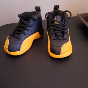 Jordan 12 "Black University Gold"